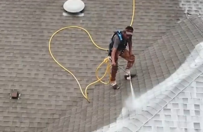 roofSprayer